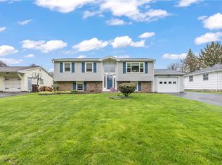 32 Barbie Dr, Rochester, NY 14626