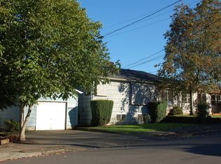 2346 SE 70th Ave, Portland, OR 97215