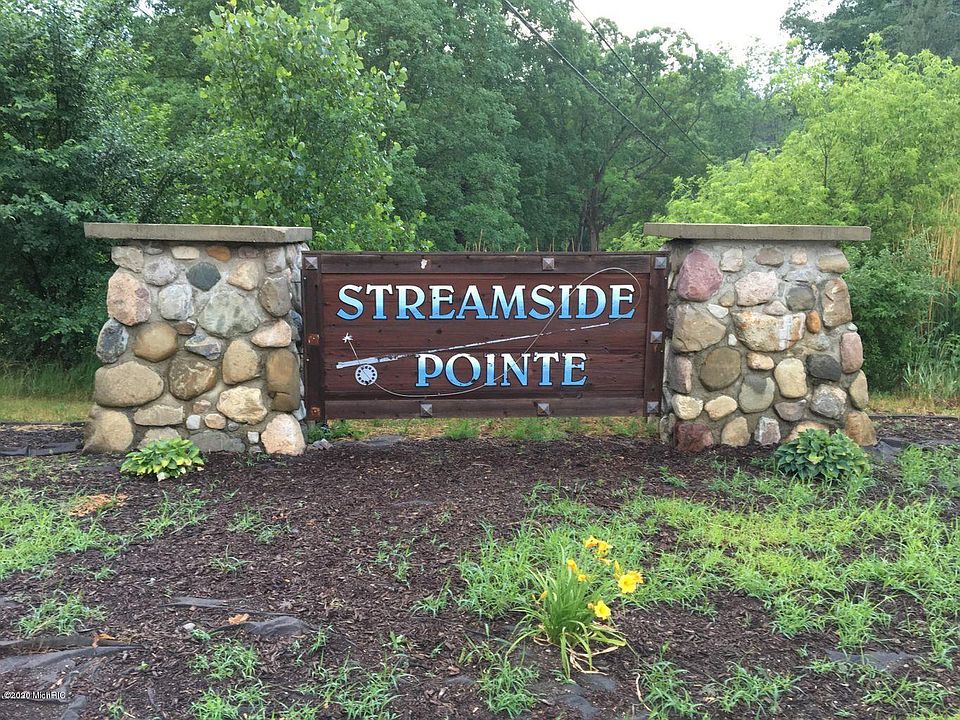 2nd image of 4929 Streamside Pointe Dr SE