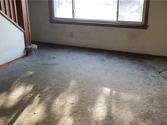 4th image of 1116 E 11th St