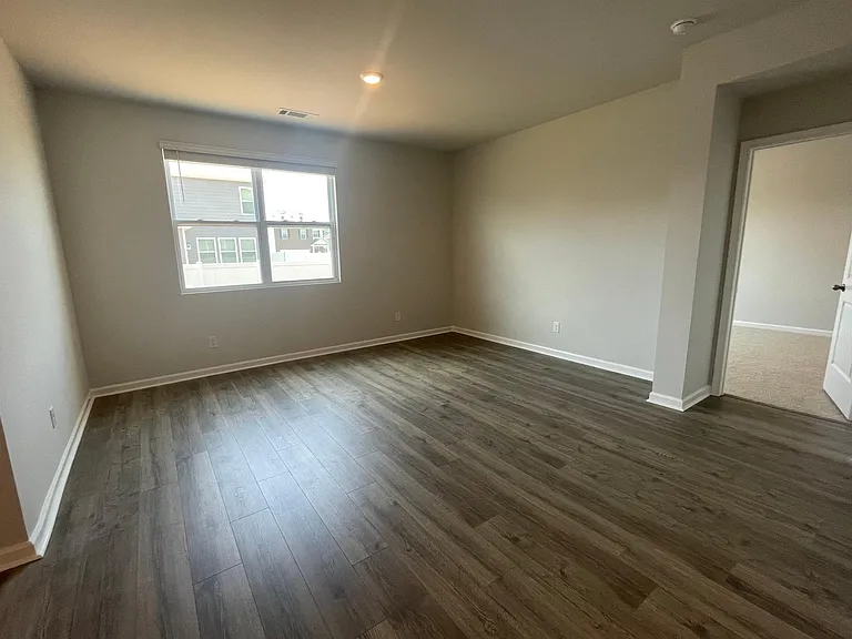 114 Olivia Cir — Photo 12