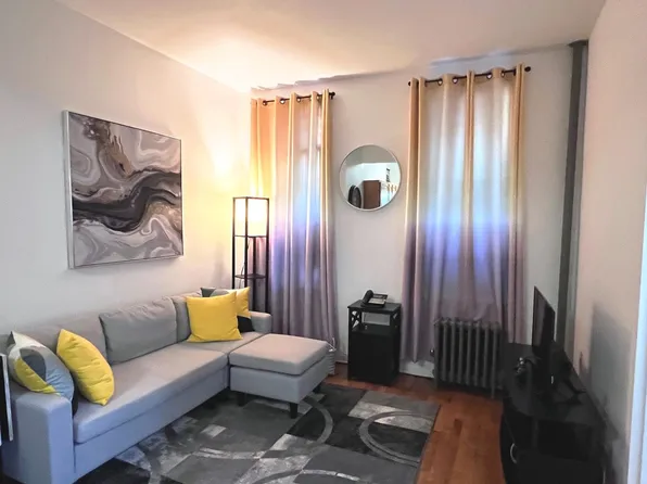 105 E 97th St APT 9, New York, NY 10029
