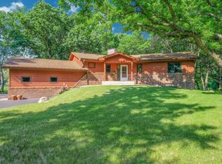 1155 Anderson Ln, Saint paul, MN 55127