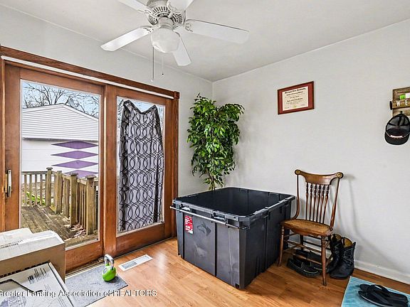 4th image of 3119 Norwich Rd