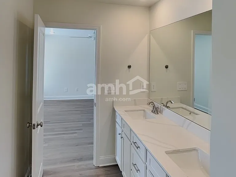 3347 Emzy Dr — Photo 8