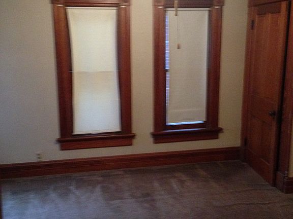 2nd image of 808 Campbell Ave