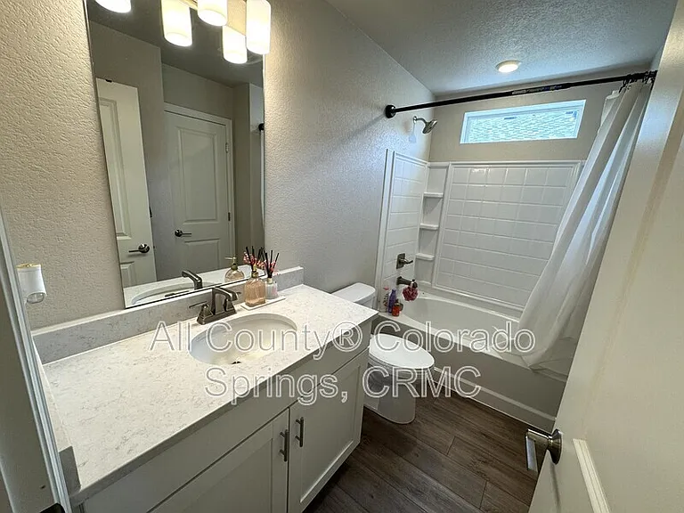 5635 Dakan Loop — Photo 17