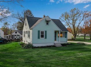 4673 Wilson Dr, Hamburg, NY 14075