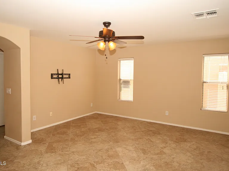12826 W Windsor Ave — Photo 7