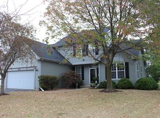 2971 Sawgrass Dr, Aurora, IL 60502