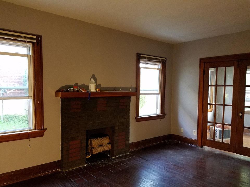 1st image of 132 Louis Ave APT B