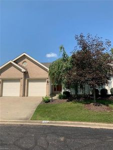 1844 Southpointe Cir NE, Canton, OH, 44714