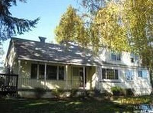 9766 Graton Rd, Sebastopol, CA 95472