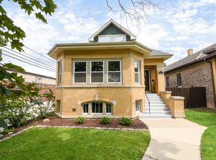 1234 Edmer Ave, Oak Park, IL 60302