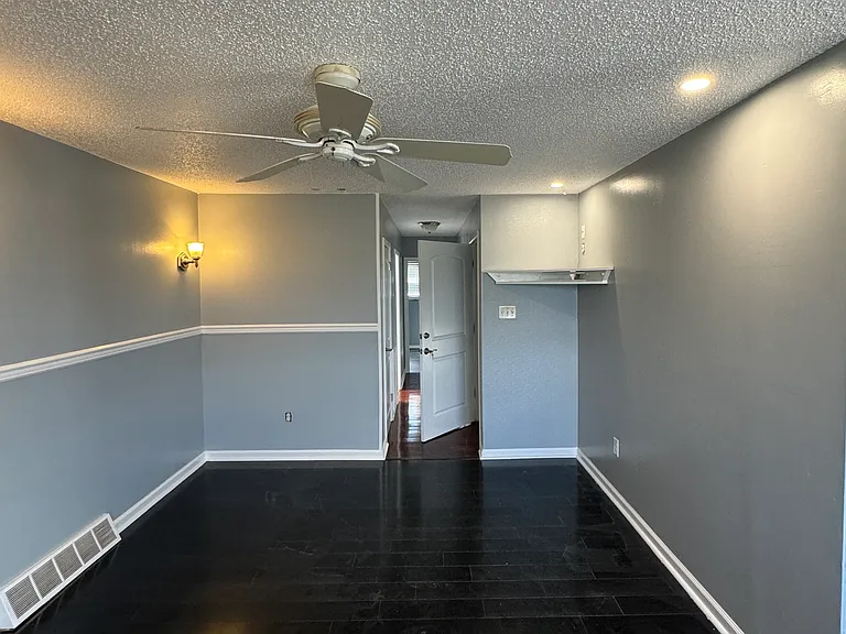 10604 Evans St #2 — Photo 6
