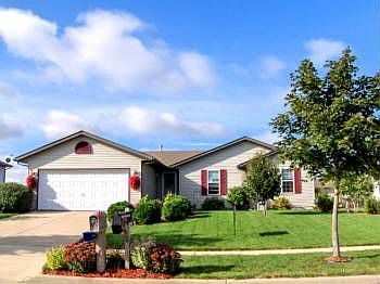 1st image of 217 Oakbrook Dr