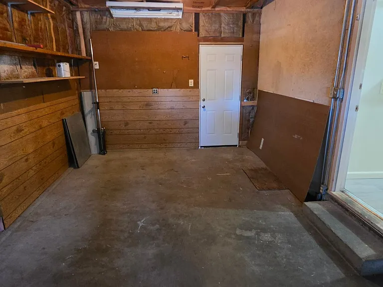 2023 Ridgewood Ln — Photo 12