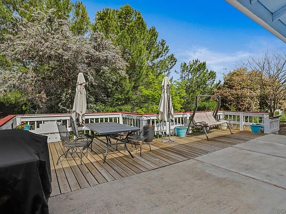 5th image of 2737 Silverado Dr