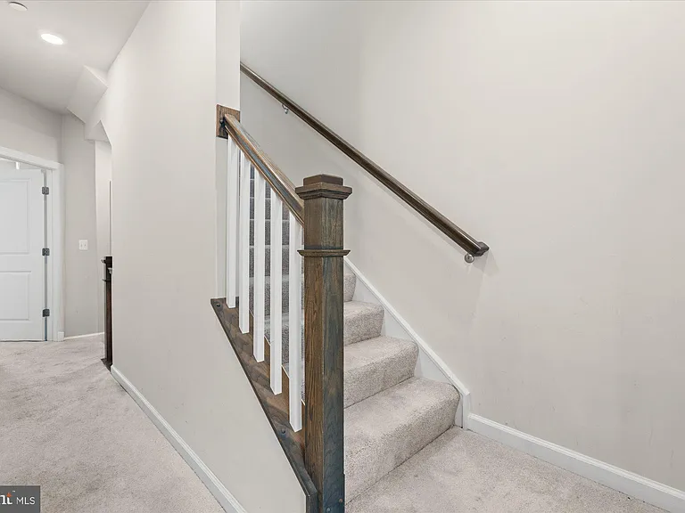 8156 Tompkins St — Photo 19