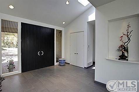 2nd image of 1116 Shady Oaks Ln