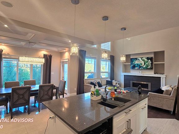 3rd image of 3357 Chickadee Dr NW