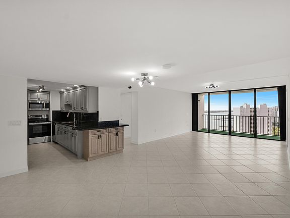 4th image of 5600 N Flagler Drive #2504