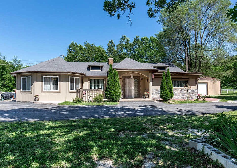 1st image of 3149 W Farm Road 34