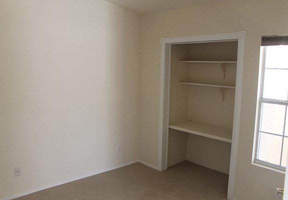 5th image of 8130 Camino Del Venado NW