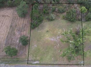 116 Cedar Point St, Bay Saint Louis, MS 39520