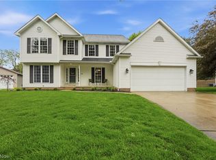 8714 Billendon Cir NW, North Canton, OH 44720