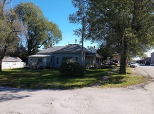 117 W Auberry Grv, Jamesport, MO 64648