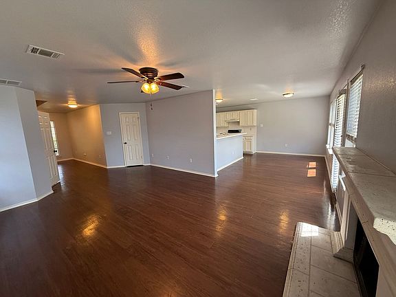 2nd image of 14704 Noya Dr
