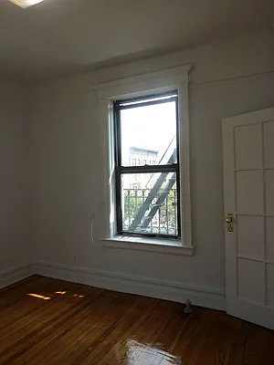 Rented by Vassiliou Group | media 50