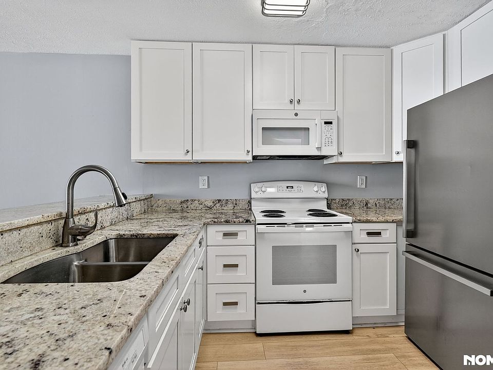 1st image of 209 Sunn Aire Ct APT B