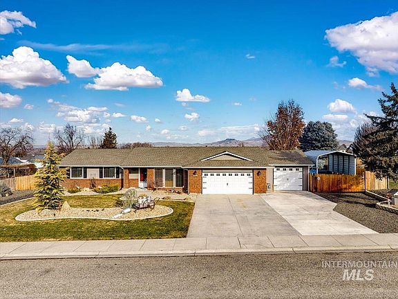 5th image of 2262 Tanglewood Ln