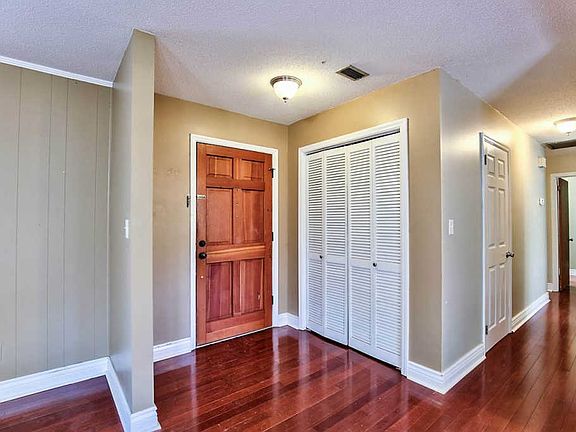 3rd image of 2509 Clara Kee Blvd