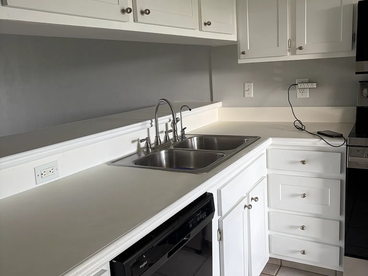2 bed, 813 sqft, $2,040 — Photo 4