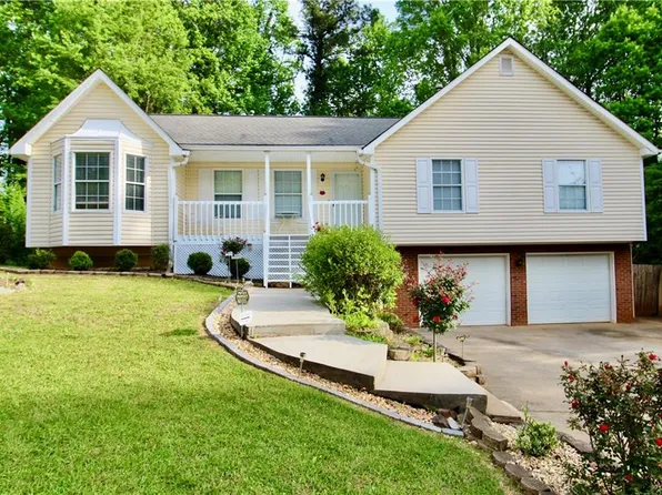 1125 Kennesaw Springs Dr, Kennesaw, GA 30144