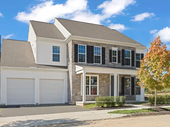 3132 Herr St, Mechanicsburg, PA 17055