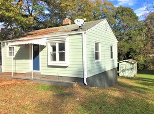110 Irene Cir, Greenville, SC 29617