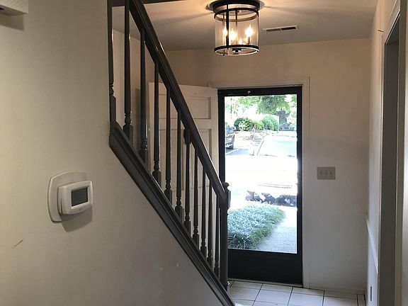 4th image of 3309 D Regents Park Ln