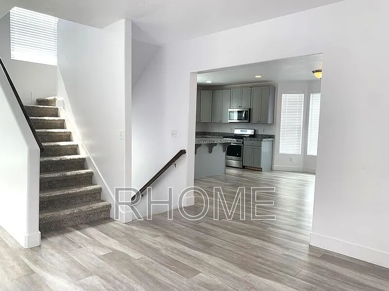 1824 W Torlundy Dr — Photo 6