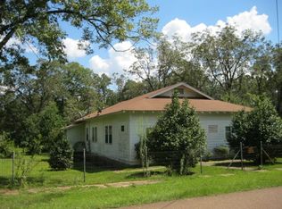 572 E Railroad Ave N, Gloster, MS 39638