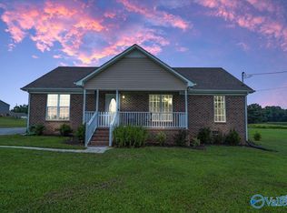 57 Camargo Rd, Fayetteville, TN 37334