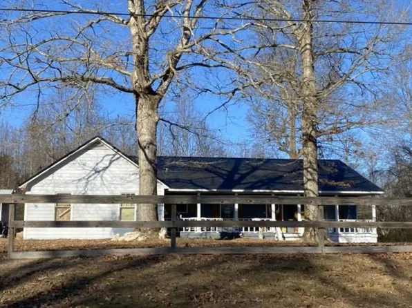 925 Wolf Creek Rd, Albertville, AL 35951