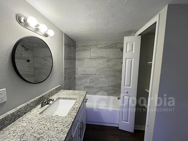 6339 Kimberly Ln — Photo 10