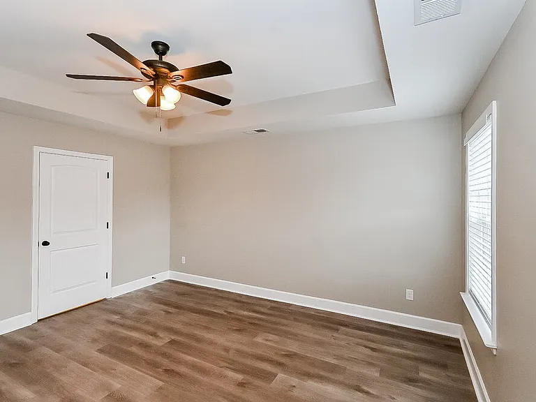 3110 Logans Loop — Photo 10
