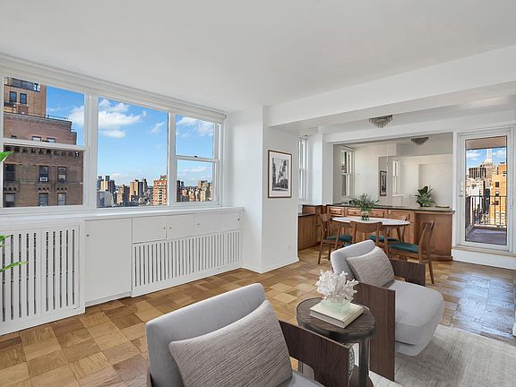 2nd image of 77 7th Ave APT 20D