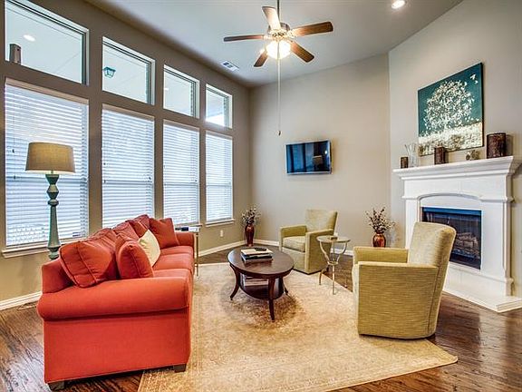 4th image of 7308 Plumas Pl