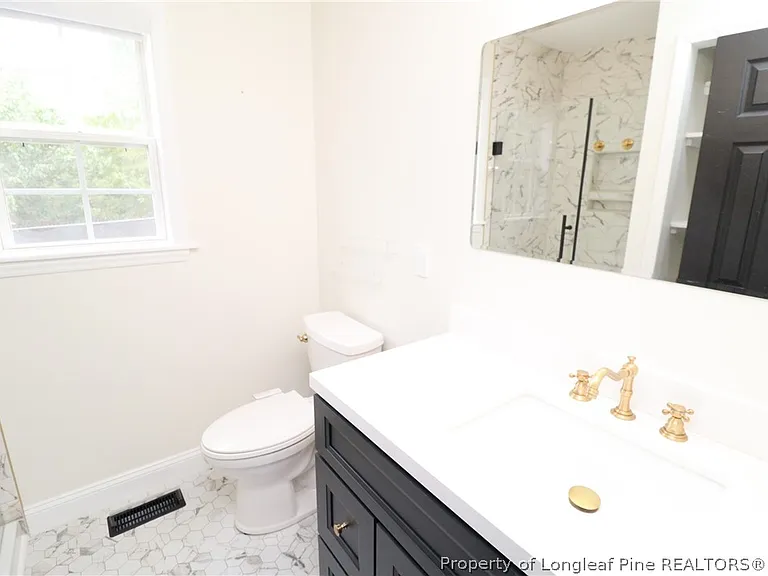 504 Noonday Ct — Photo 20